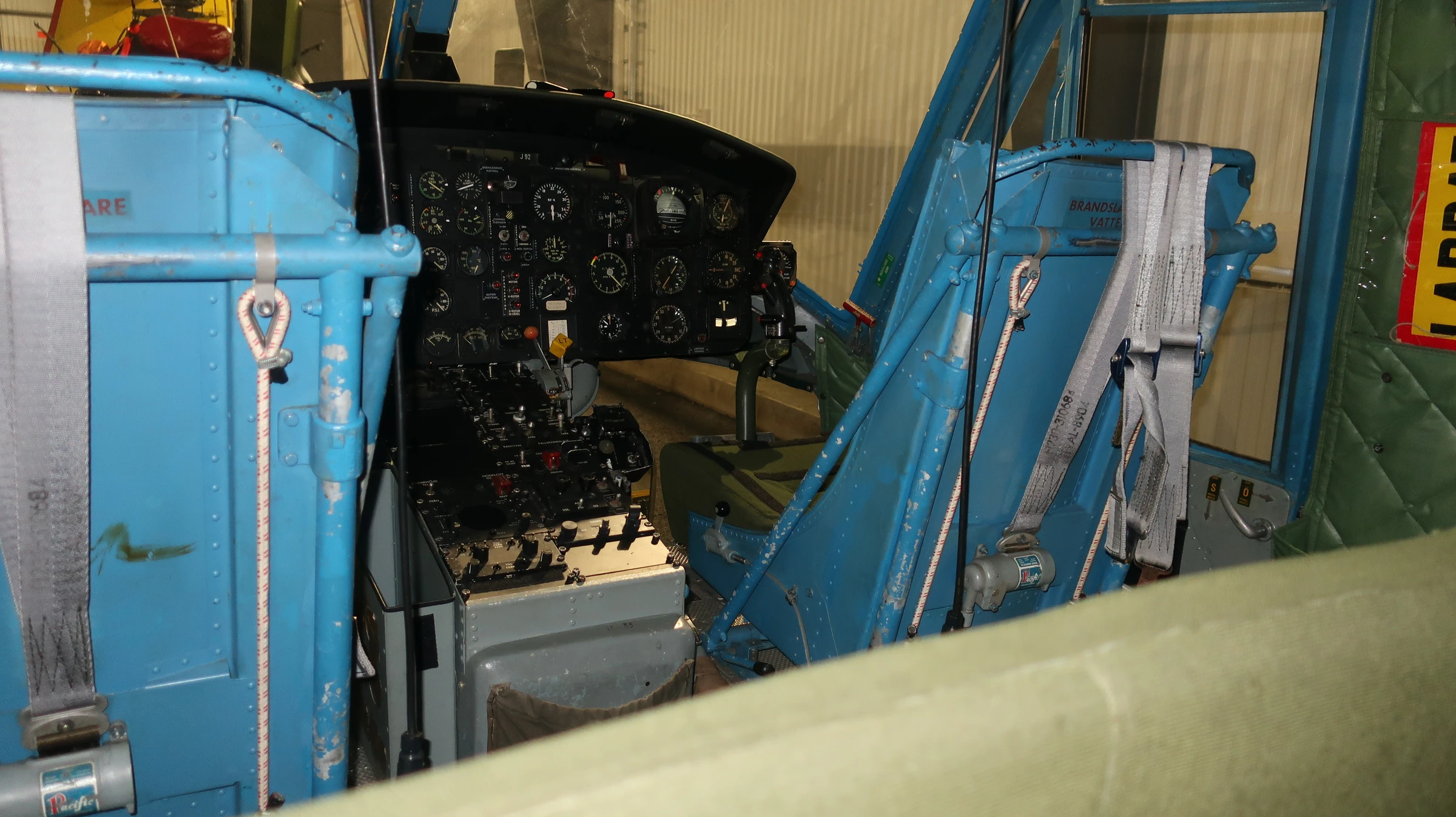 Augusta bell 204 hkp3b flygvapenmuseum