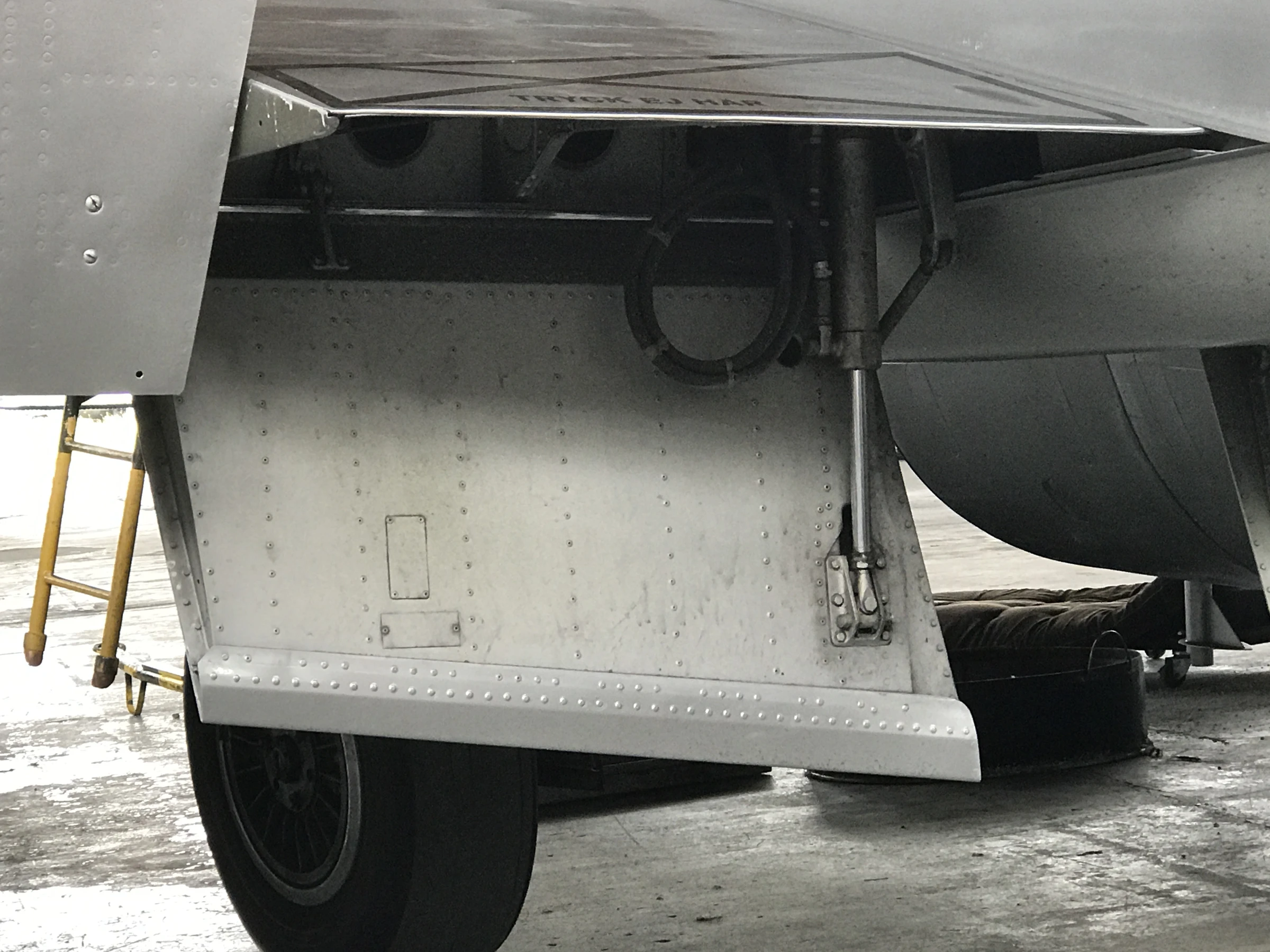 De Havilland DH.115 Vampire T.11 (SE DXX 28DXX)