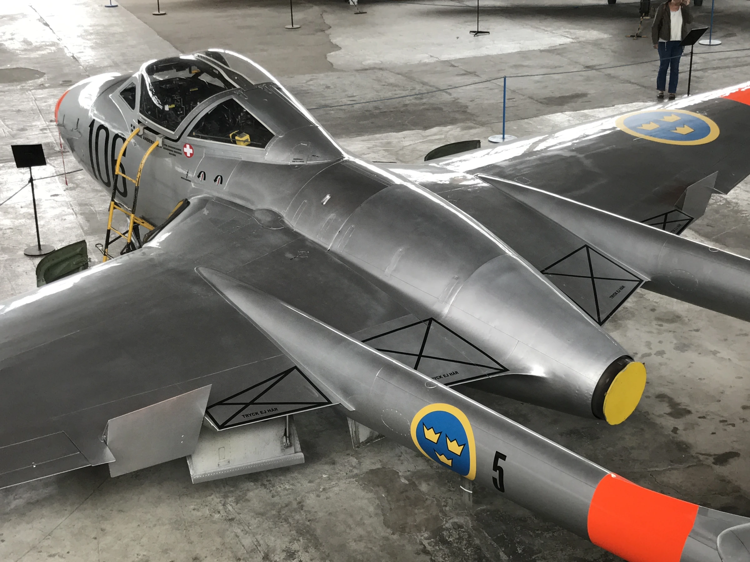 De Havilland DH.115 Vampire T.11 (SE DXX 28DXX)