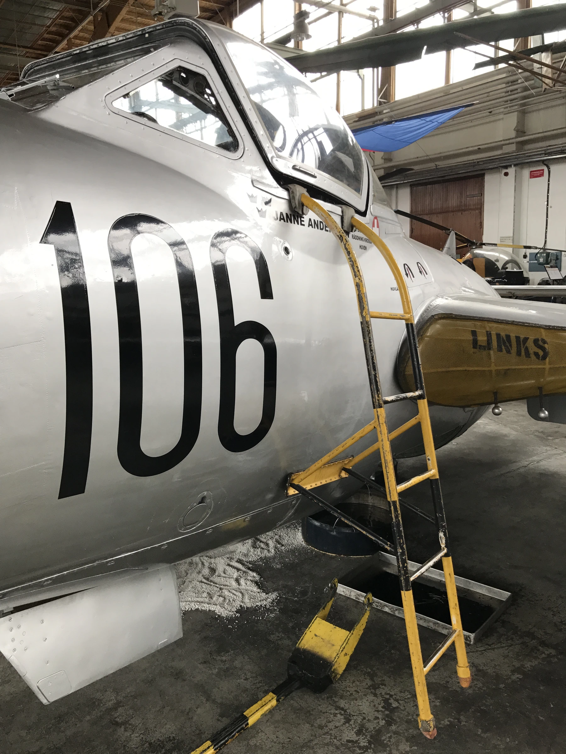 De Havilland DH.115 Vampire T.11 (SE DXX 28DXX)