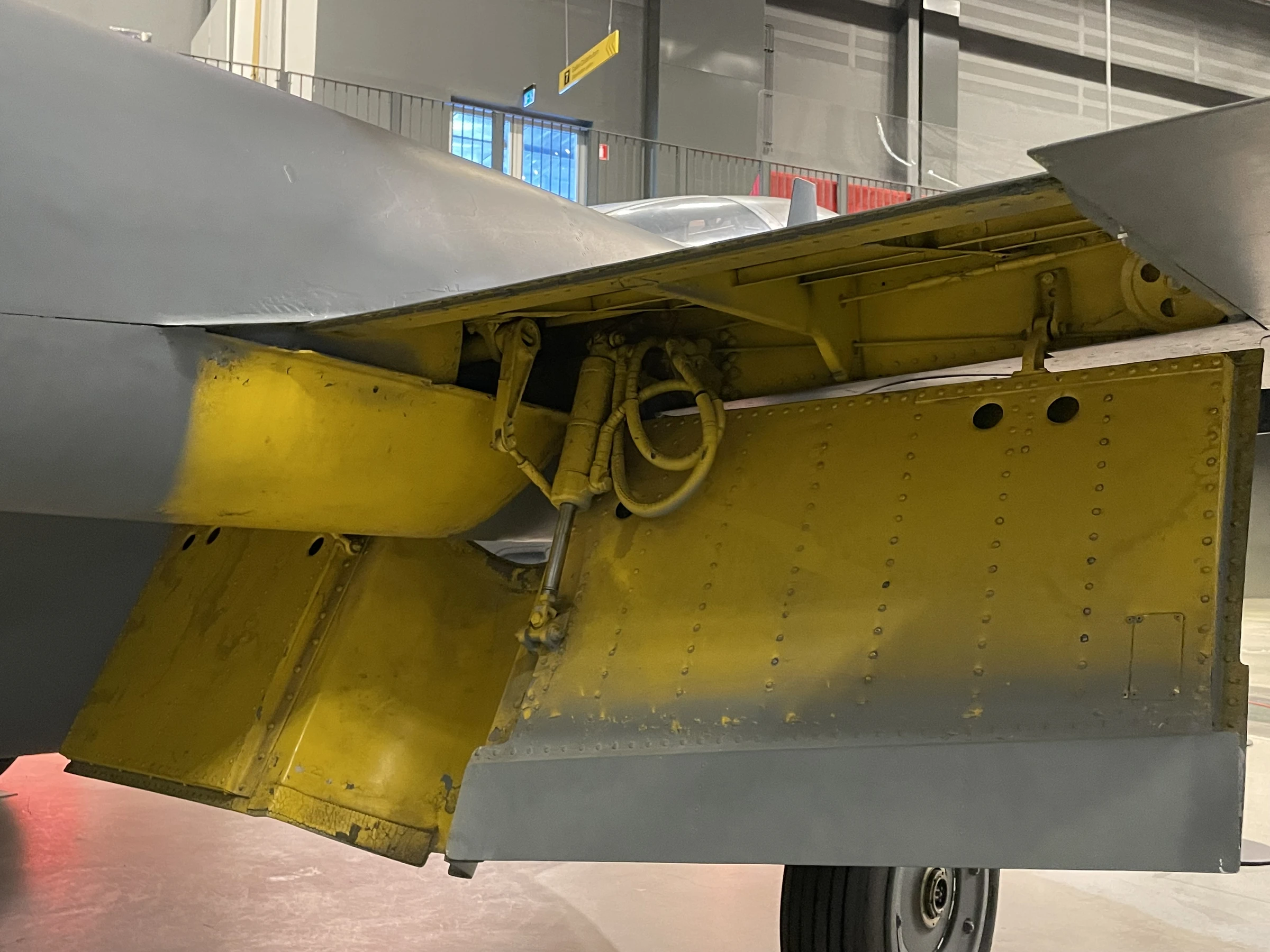 De Havilland Venom FB.51 (J 33)