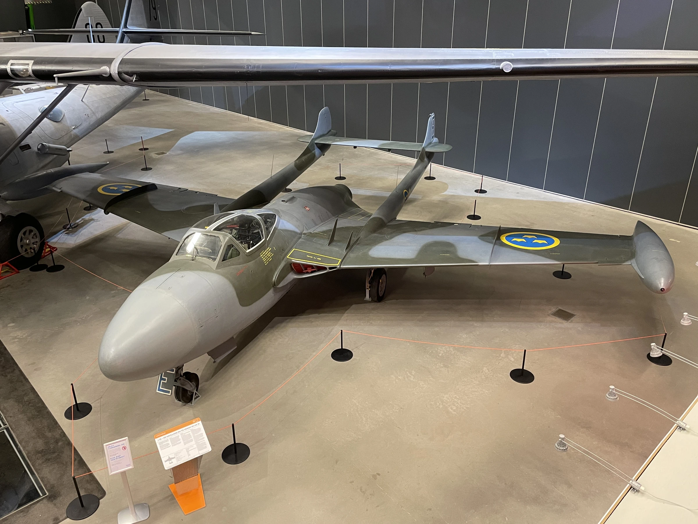 De Havilland Venom FB.51 (J 33)