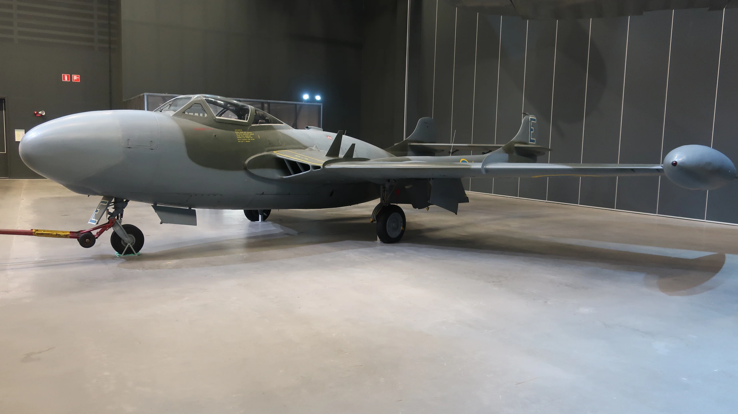 De Havilland Venom FB.51 (J 33)