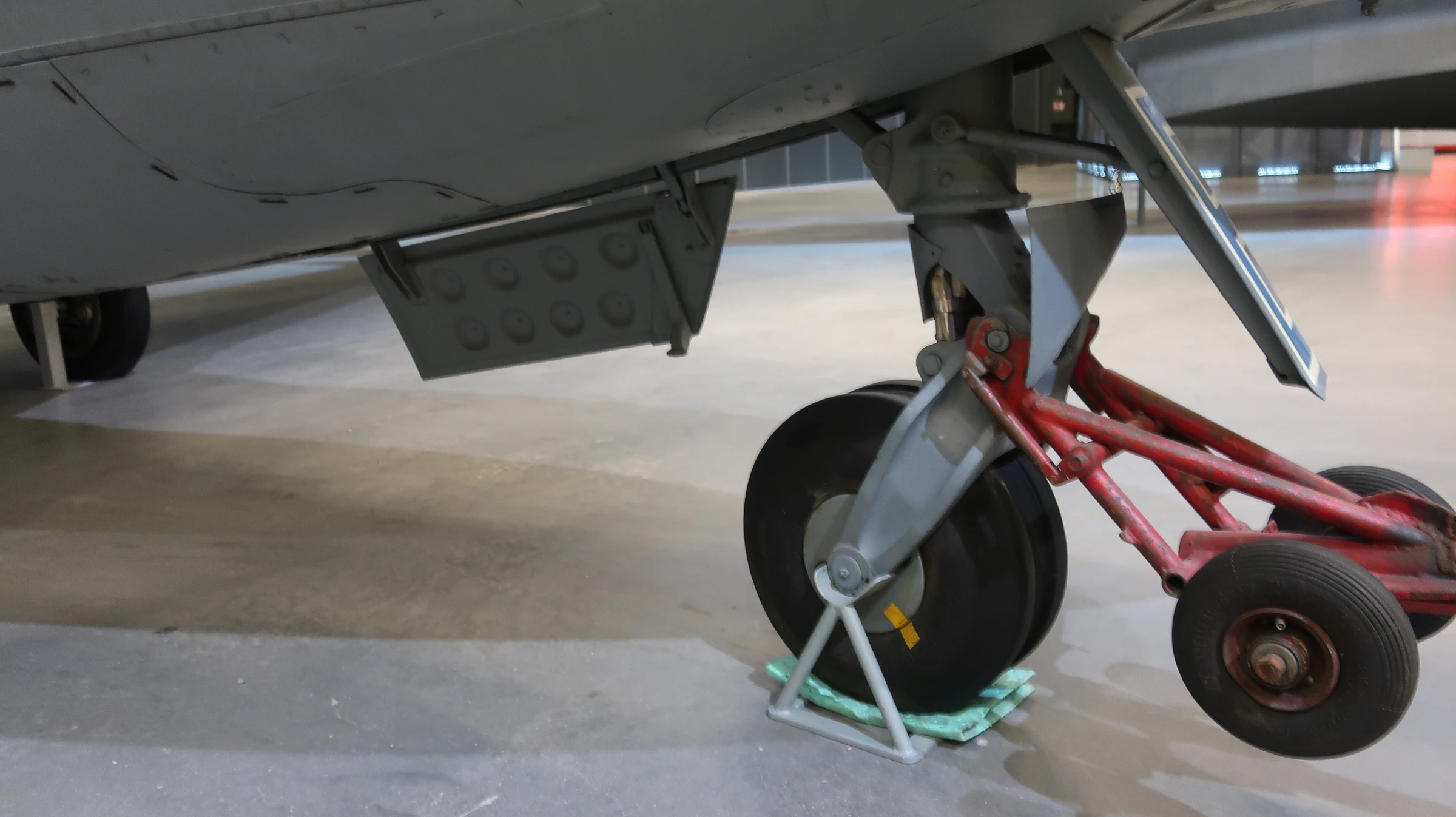 De Havilland Venom FB.51 (J 33)