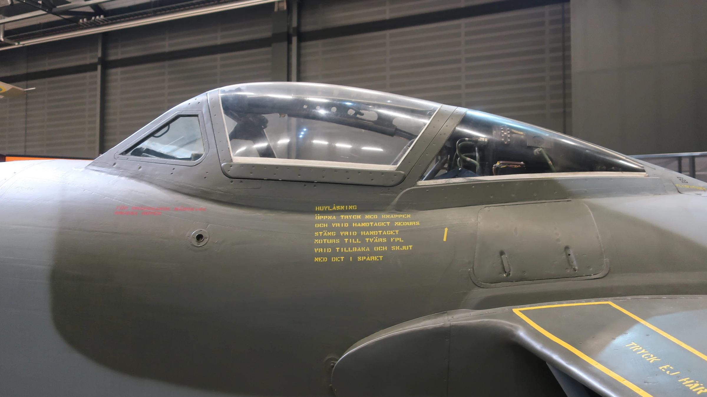 De Havilland Venom FB.51 (J 33)