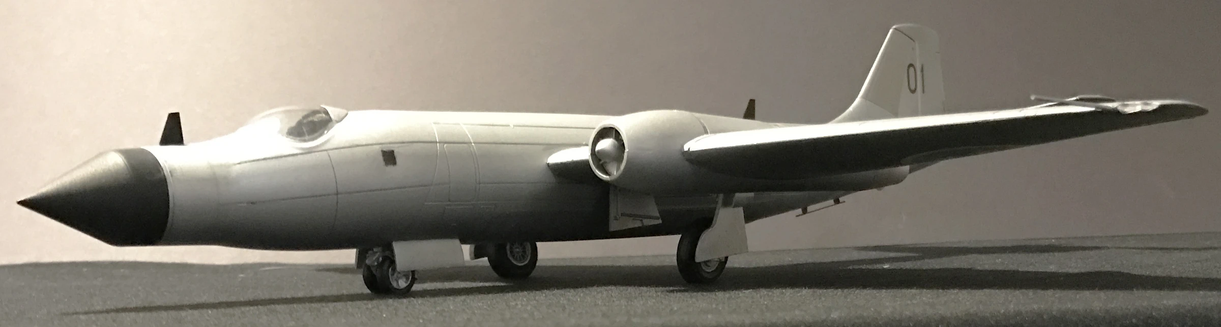 English Electric Canberra T.4 (Tp 52)