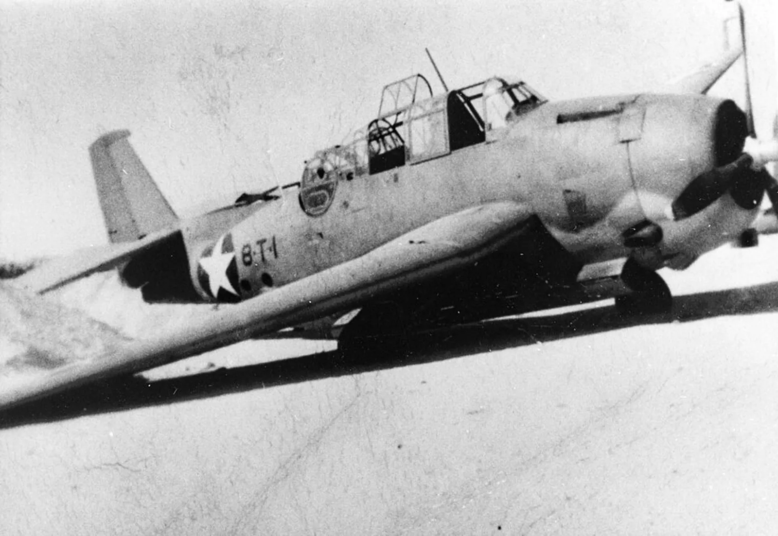 Grumman TBF 1 Avenger of VT 8 on Midway Atoll, 4 June