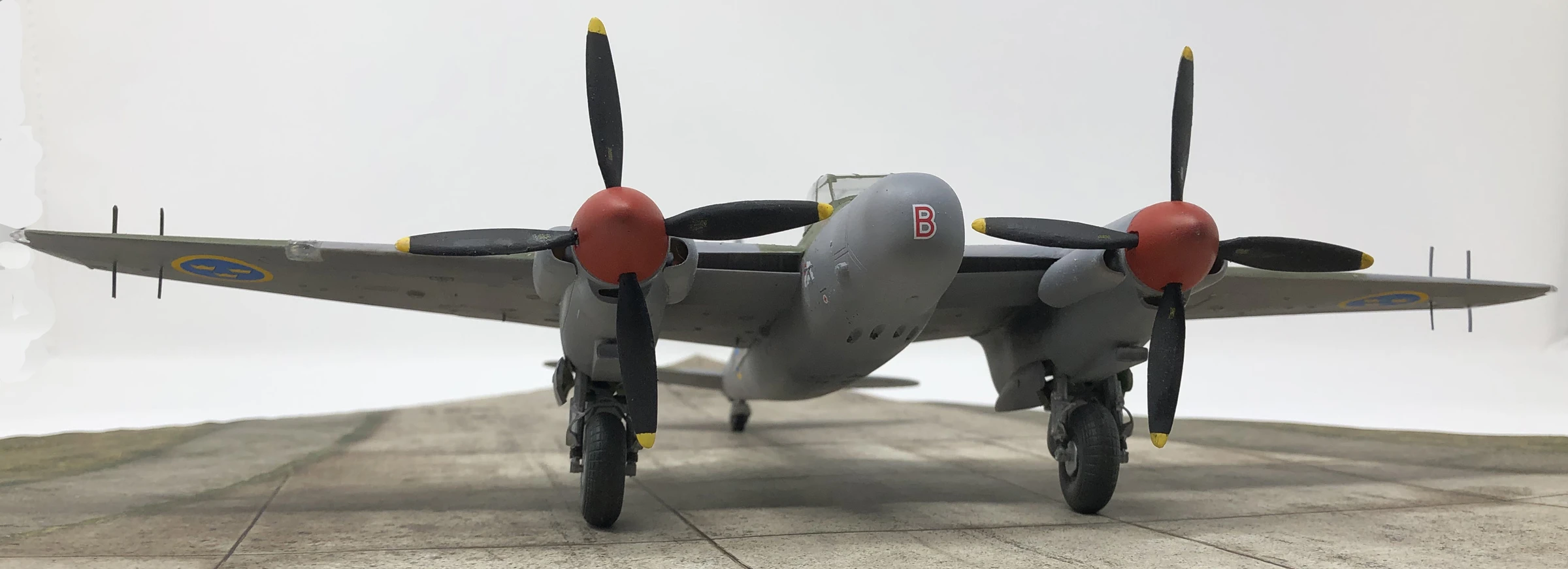 De Havilland Mosquito NF 30 (J 30)