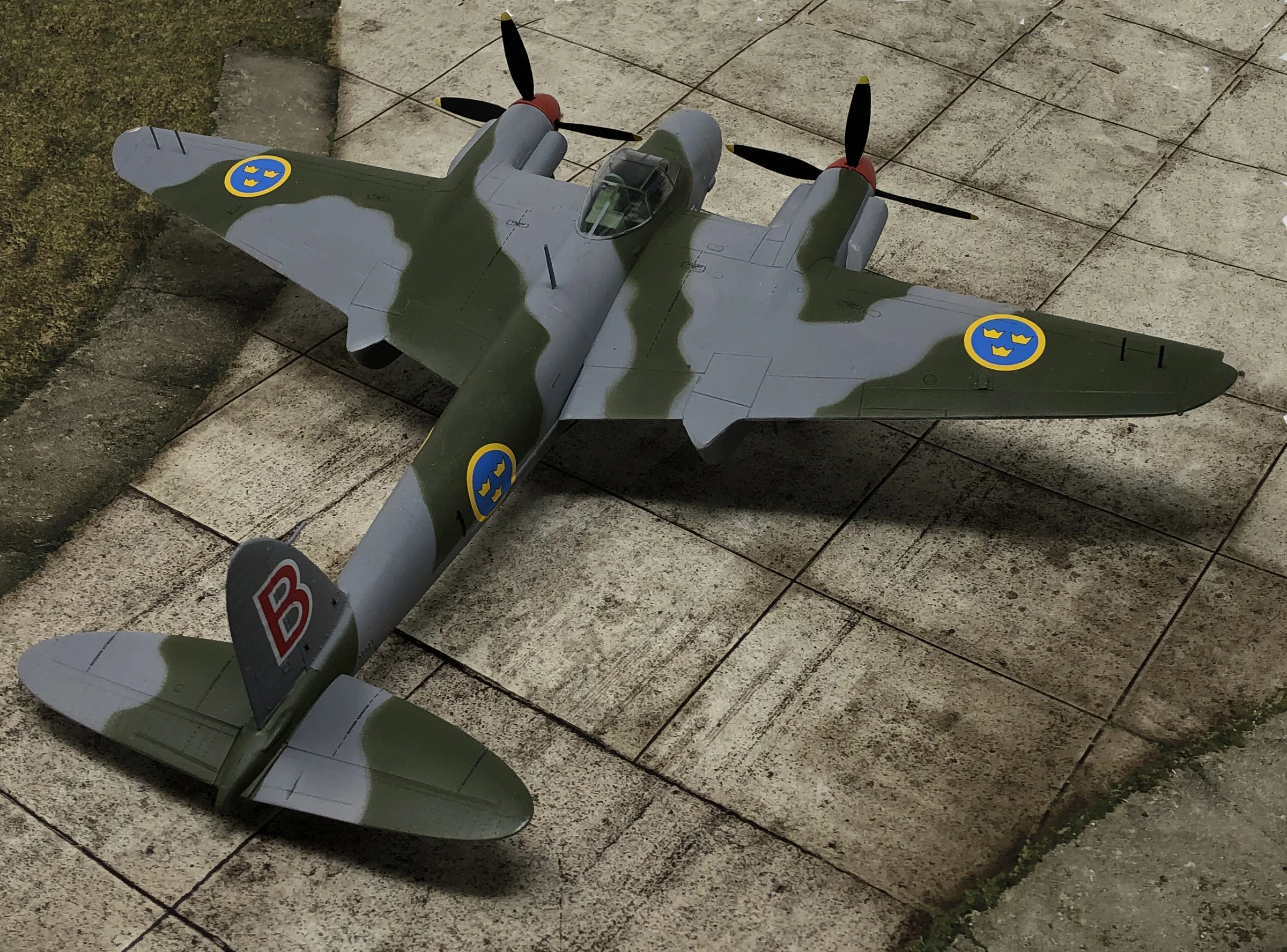 De Havilland Mosquito NF 30 (J 30)
